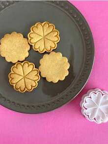 Moule à biscuits en forme d'enveloppe avec pétales en forme de cœur de dessin animé, moule à estamper de biscuits mignons, décoration de gâteau de la Saint-Valentin DIY - moule - Voir 6