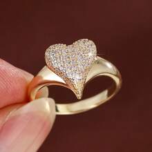 1 件时尚心形设计方晶锆石镶嵌女士戒指