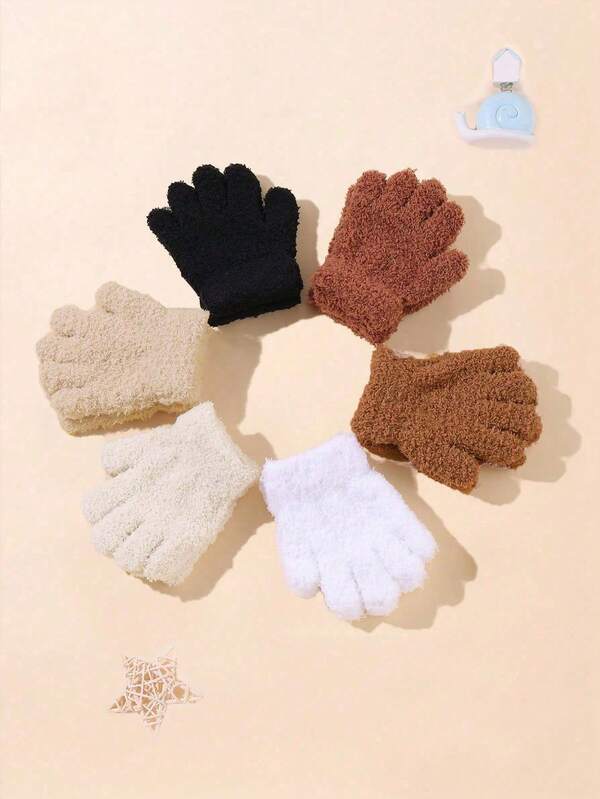 6 Pairs Of Fashionable Plush Five- Gloves, Suitable For Girls, Boys And Babies. Cute Plush Gloves That Can Be Hand-Washed. Suitable For Daily Wear. It's Very Warm Outside. A Mysterious Gift Prepared For A Family Gathering