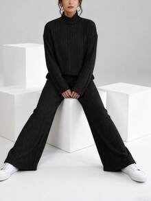 "2025 Autumn/Winter Must-Have" High-Neck Ribbed Knit Set For Women - Relaxed Fit, Wide-Leg Pants Two-Piece Set. A Complete Autumn/Winter Outfit, Featuring A High-Neck Knit Sweater And Flowy Wide-Leg Pants. Perfect For A Relaxed Look, Suitable For Both Work And Dates. - màu đen - Xem 5