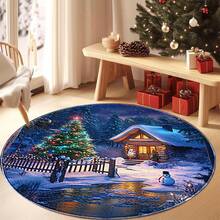 Tapis lavable en flanelle éponge sur le thème de Noël : une maison en bois au toit enneigé, un bonhomme de neige, un sapin de Noël illuminé et orné d'une étoile, le tout à côté du Père Noël. Idéal pour une chambre, un salon, un balcon, une maison, un hôtel, un bureau ou pour décorer un festival.