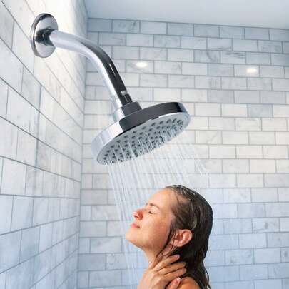 Regadera de baño redonda 4 pulgadas acero inoxidable cromado diseño fijo instalación pared ahorro de agua resistente elegante para espacios reducidos