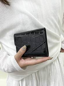 1pc Glossy Crocodile Embossed PU Leather Compact Bifold Wallet Suitable For Women Daily Use And Gift Mini Wallet Purse Wallet Small Wallet Card Wallet Coin Wallet Money Wallet Cute Wallet - Black - View 3
