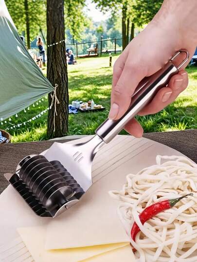 Cortador y rebanador manual de pasta de acero inoxidable, herramienta de cocina colgante para un almacenamiento fácil, herramienta para hacer pasta para espaguetis, láminas de lasaña, empanadillas, rollitos de primavera - Utensilio de cocina fácil de limpiar