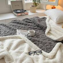 1pc Premium Jacquard Fleece Blanket With Double-Sided Ab Velvet And Fluffy Softness, Thick And Warm Winter Bedding Throw Suitable For Daughters, Mothers And Sofas, Available In Various Sizes (70*100, 120*200, 150*200, 100*150, 180*200, 200*230), Ideal For Both Single And Double Beds, Can Also Be Used As A Thick And Warm Sheepskin Fluffy Sofa Throw Blanket, Chair Cover Or Bedspread - Dark Grey - View 7