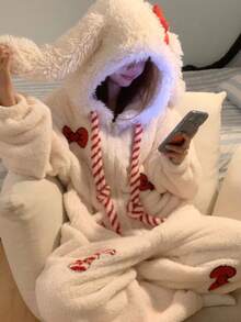 1件可爱兔耳红色蝴蝶结连帽浴袍,珊瑚绒卡通风格浴袍 - 冬季保暖珊瑚绒卡通动物连帽浴袍,带大口袋和袖口的连帽浴袍,情人节礼物长袖保暖加厚纽扣休闲家居服套装,女士睡衣套装,秋冬 - 彩色 - 查看 5