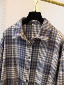 Giacca camicia in misto lana a quadri blu e bianchi per autunno inverno, silhouette taglie comode, disponibile in più taglie, elegante per strada e ufficio, top comodo e chic - Multicolore - Visualizzare 5