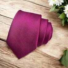Solid Color Striped Men's Tie With Quality Texture, A Must-Have For Weddings, Business And Formal Occasions - Red Violet - View 2