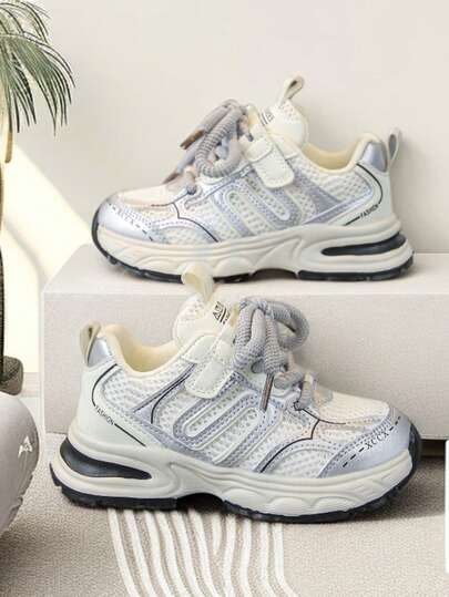 1 par de zapatos casuales de verano ligeros y transpirables con diseño de malla hueca y suela blanda antideslizante para niños grandes