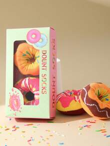 2 双甜甜圈印花袜子，适合日常生活和户外运动，秋冬季优质厚女士袜子，有趣的甜甜圈图案条纹印花男士中筒袜，独特的节日礼品套装设计长袜，适合万圣节/圣诞节/生日派对/情人节/周年纪念日和各种节日异想天开的礼物，有趣的惊喜袜子送给朋友/家人/爱人