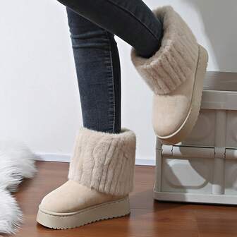 1双纯色时尚翻边保暖内衬套穿式踝靴，冬季