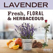 Soy wax candle in a tin with lavender scent ideal for home ambiance bathroom relaxation and aromatherapy 2.9 oz long-lasting fragrance eco-friendly and  perfect for creating a calming atmosphere in any space - morado - Ver 4