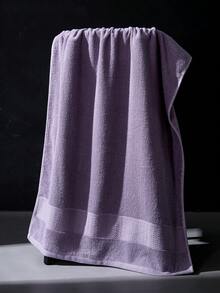 一套简约纯棉浴室用品，包含毛巾、柔软手巾和浴巾，厚实吸水，适合作为浴室毛巾礼品套装，适用于浴室、游泳池、海滩等场所。 - 彩色 - 查看 18