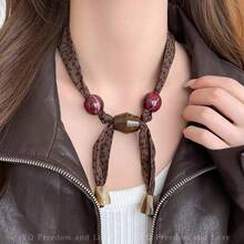 1pc Unique Leopard Print Beaded Fabric Patchwork Adjustable Silk Scarf Necklace, Personalized Sophisticated Vintage Luxury Long Sweater Chain Accessory, Autumn/Winter