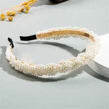 1pc High-End Faux Pearl Hairband Is A Simple And Versatile Accessory For Women, Suitable For Going Out. It Is A High-Top Headwear That Exudes Elegance, Hair Hoop