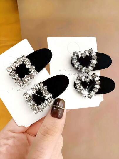 4pcs/Set Rhinestone Heart Shaped Square Hair Clips, Velvet Texture Side Bangs Clips - Suitable For Women And Girls, Can Securely Hold Bangs, Side Hair, Fits Various Hairstyles, Suitable For Daily, Party And Other Occasions, Hair Slide, Hair Barrettes