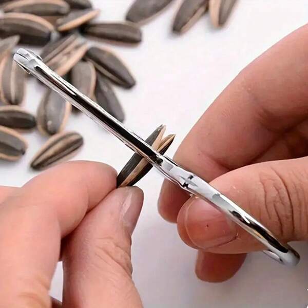 Multifunctional Zinc Alloy Sunflower Seed Pliers Nut Pliers Creative Home Tool Kitchen Gadget Accessory