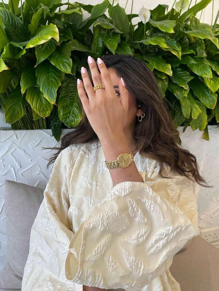 1件優雅杏色女款羽毛壓紋袖口開衩阿拉伯長袍,時尚優雅秋季款 - 杏色 - 查看 1