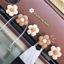 2pcs/Set Floral Car Hooks, Multi-Functional Small Adhesive Hooks For Front Passenger Seat Storage, Car Interior Decor, Women - White Flowers - View 3