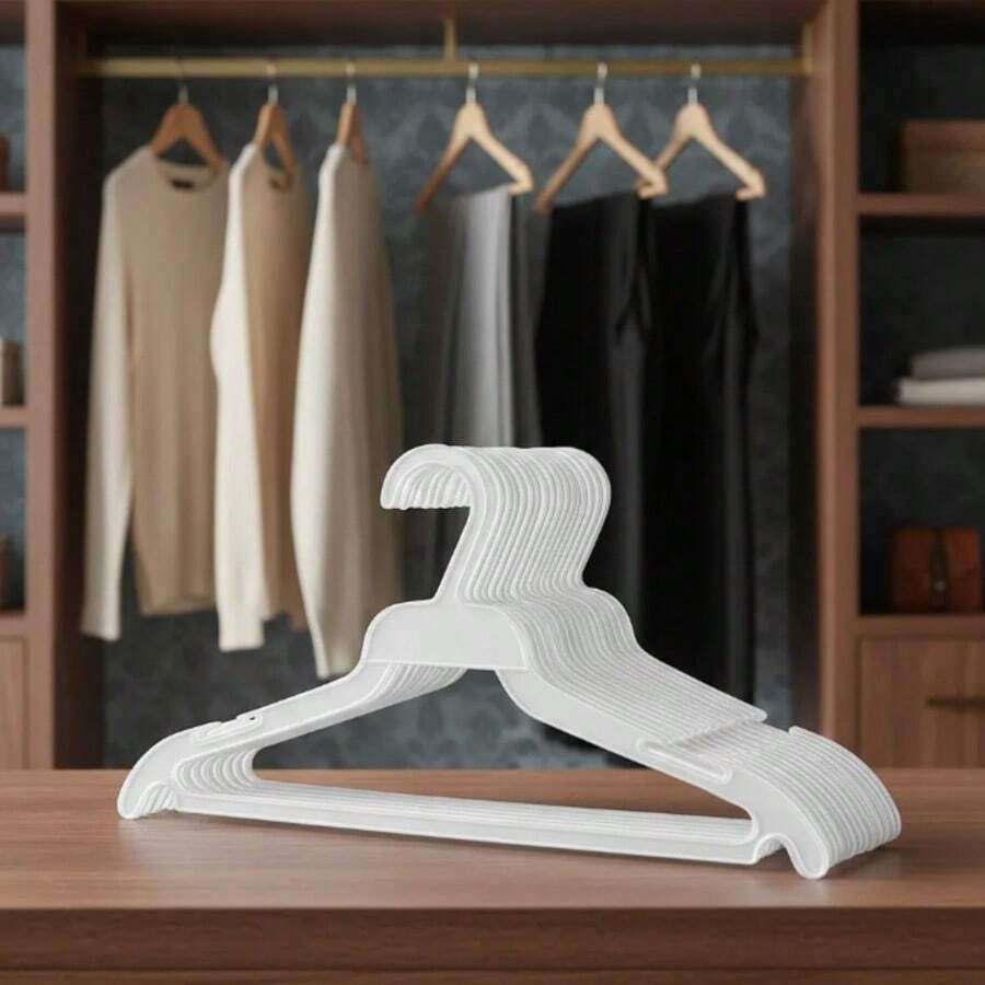 Gancho para Ropa Estándar | Práctico y Resistente, Ideal para Blusas, Camisas, Pantalones y Prendas Ligeras | Diseño Ergonómico que Evita Deformaciones en la Ropa | Fabricado con Material Duradero de Alta Calidad para Uso Diario en Hogar, Tienda o Lavandería | Ligero, Funcional y de Gran Estabilidad para Mantener tus Prendas Siempre en Orden