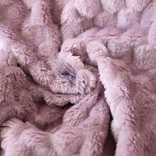 Manta de lana beige suave y cómoda de 340 g/m² - Jacquard geométrico 3D, sin desprendimiento ni pelusas, lavable a máquina - Estilo moderno y lujoso, adecuado para cama, sofá, viaje y camping, regalo ideal para familiares y amigos