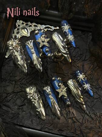 10 st blå franska tip-naglar, 3D silver kattögon franska grafiska press-on-naglar set handmålade fladdrande geometriska mönster y2k svarta lösnaglar mode 3D strass dekoration design lösnaglar heltäckande lösnaglar för kvinnor och flickor, lämpliga för daglig användning, fester och musikfestivaler, med akrylnageltillbehör med 1 st mini nagelfil och 1 ark självhäftande flikar