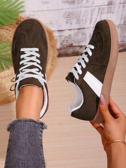 1 Pair Women's Lace-Up Letter Print Flat Sneakers, Low-Top Outdoor Sports Casual Shoes