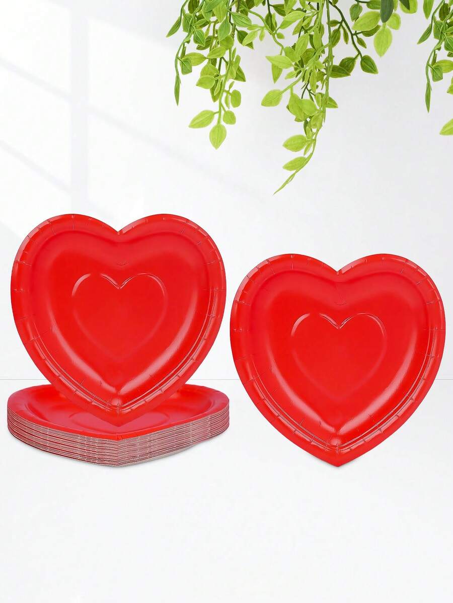 10pcs/20pcs/50pcs Red Heart Shaped Dessert Plates Disposable Love Paper Plates 7 Inch Dessert Cake Plates Heart Party Decorations & Supplies For Graduation Holiday Picnic Birthday PartyBridal Shower Valentine's Day - Red - View 1
