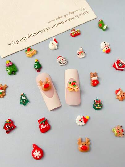 Um Saco com 50 Produtos de Decoração de Unhas em Resina de Natal e Inverno, Material de Resina 3D com Design de Estilo de Unha Fofo, Incluindo Papai Noel, Boneco de Neve, Árvore de Natal, Rena, Meias, Luvas, Caixas de Presente, Sinos de Natal e Outros Suprimentos de Artesanato de Decoração de Natal para Decoração de Unhas DIY