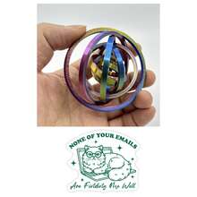 1 pieza Juguete de estrés interactivo giratorio con brújula de gravedad, juego de física divertido y de varios colores, pequeños regalos de diversión que pueden ser dados como obsequio festivo a familiares y amigos