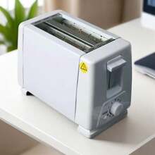 ✨ Características Principales:  Tostadora con ranura para pan.  Capacidad para 2 rebanadas.  6 velocidades para ajustar el tostado.  Esta tostadora es ideal para quienes buscan una opción versátil para tostar su pan. Con su ranura para pan y 6 velocidades, puedes ajustar el tostado según tus preferencias. Perfecta para uso diario en la cocina.   Descripción Detallada:  Ranura para pan: Asegura un tostado uniforme.  2 rebanadas: Capacidad para dos rebanadas de pan.  6 velocidades: Opciones para ajustar el tostado.  Esta tostadora ofrece comodidad y versatilidad en la preparación de tu pan. Es una opción práctica para la cocina. - Tipo de Enchufe A USA (110-127V) - Ver 10