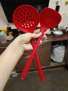 1/3 Pieces Set Of Silicone Scoop And Soup Spoon, Non Stick Pot Silicone Spoon Set, Kitchen Supplies Non Stick Pot Kitchenware Oil Control Spoon, Cooking Utensils - Red - View 1