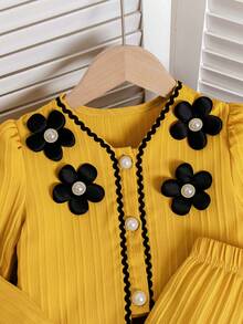 年轻女孩花卉贴花撞色饰边长袖衬衫和松紧腰裙优雅套装 - 黃色 - 查看 3