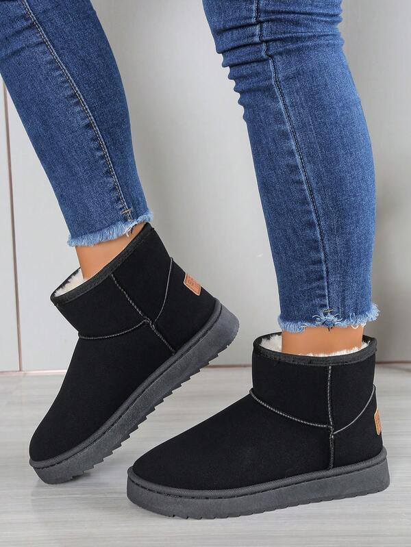 1 Pair Classic Thick Soft Bottom Snow Boots, Versatile Women's Boots, Thick Sole Anti-Slip Short Boots