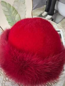1顶女士加厚抓绒渔夫帽，时尚保暖冬帽，适合搭配羊毛大衣和冬季服装