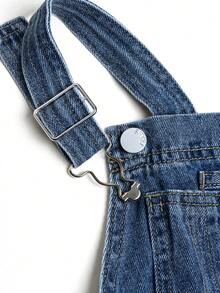 可调节肩带宽腿中性水洗蓝色牛仔背带裤，四季皆宜