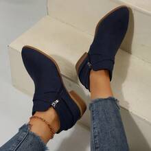 Botines de mujer tipo Chelsea, nueva moda de otoño/invierno con puntera puntiaguda, hebilla, unicolor, cremallera lateral, caña corta y tacón medio, clásicos botines de vestir