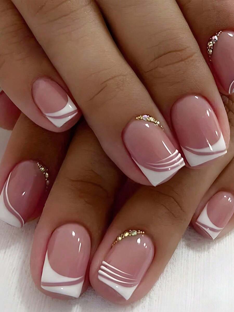Instantly Upgrade Your Look With 24pcs Short Square Rhinestone Decor Press On Nails Full Cover Fake Nails Set With Glue For DIY Manicure Nail Art Supplies Home Salon Use Nails Press On Nails Handmade Press On Nails - 彩色 - 查看 1