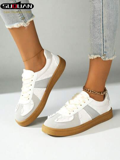 1 Pair Women's White Sneakers, Fashion Casual Lace-Up Flat Shoes, Versatile For School, Student, Spring/Autumn, Comfortable White Shoes, Solid Color Outdoor Skateboard Shoes, Running Shoes