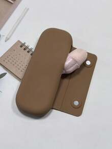 1 Piece Magnetic Silicone Cosmetic Bag, Storage Bag, Large Capacity Beauty Bag, Glasses Case, Makeup Brush Storage Bag, Blush And Eyeshadow Brush Tube, Splash-Proof, Moisture-Proof, Mold-Proof, Dust-Proof, Portable Travel Beauty Tool Bag, Suitable For Home, Commuting, And Traveling.,Christmas Gifts,Pouch,Travel,Gifts For Women,Women's Necessaire,Travel Essential,Pouch,Clutch / Small Handbag,Necessaire,Makeup Organizer,Makeup Organize,Pouch,Brush Holder,Mini Pouch,Large Capacity Pouch