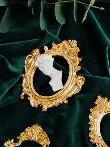 1 Stück Vintage Europäischer Stil Goldener Harz Fotorahmen, Mini Retro Europäischer geprägter Fotoständer für Heimdekoration, Engel ovaler kleiner Rahmen, Nordischer Ins Stil Fotografie Requisiten