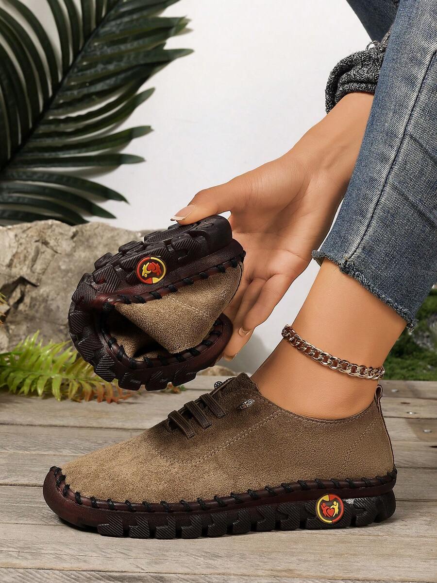 1 Pair Women's Casual Slip-On Shoes, Soft Sole, Non-Slip, Breathable, Suitable For Travel And Vacation - Apricot - View 1