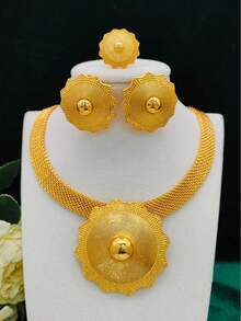 1 Halskette, 1 Ring, 1 Paar Ohrringe Mode Damen Vergoldetes Seil Kreis Anhänger Schmuckset, 3-teilig, geeignet für saudische, nahöstliche, Dubaiische, europäische und amerikanische Bräute, Hochzeiten, Partys, Dates, Kleider, Weihnachten, Neujahr, Valentinstag, Halloween Feiertage, täglichen Gebrauch, Geschenk für Mutter, Freundin, Schwester