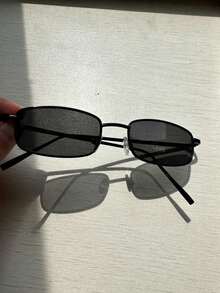 POLASUP 1pc Pale Gold Decorative Glasses, Mini Small Square Vintage Full Metal Glasses, Fashionable Fashion Glasses For Summer, Y2K Red Punk Black Fashion Street Style Glasses Prop - 黑色 - 查看 9