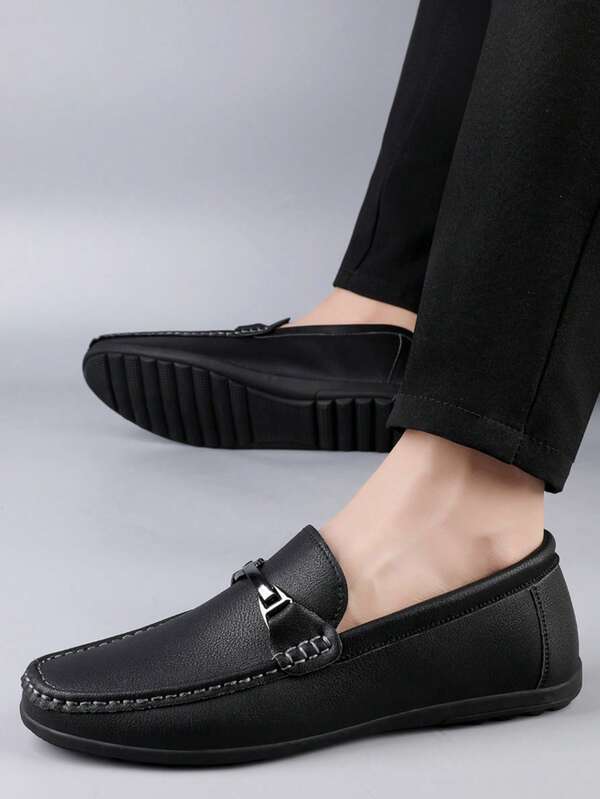Mocassins Masculinos Pretos Com Fivela De Metal, Leves E Confortáveis Para Uso No Escritório, Em Todas As Estações.