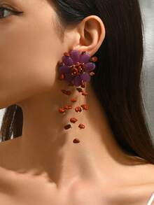 一对优雅复古夸张性感波西米亚风红色心形波浪花卉DIY手工编织小石贝壳仿玉树脂不对称流苏耳环，新款仿珍珠树脂编织花卉流苏耳环，合金花心编织流苏耳环，浅粉色透明花瓣流苏耳环，湖蓝色花瓣编织流苏耳环，适合性感派对节日佩戴，情人节礼物。由于采用天然材料和手工制作，尺寸、形状和重量可能略有差异，此属正常现象。 - 彩色 - 查看 2