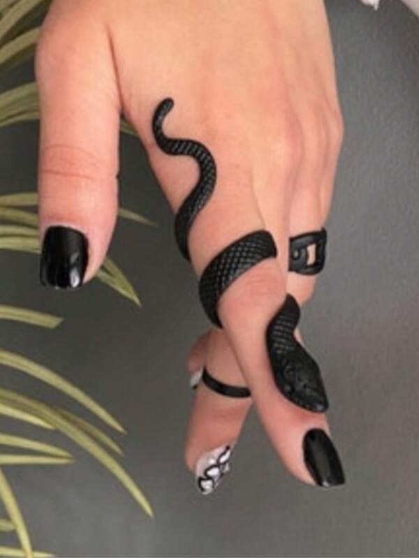 1pc Black Textured Snake Ring, Modern Rock Long Ring, Hip Hop Goth Style Ring