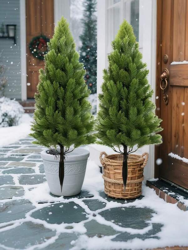 قطعتان شجرة صنوبر اصطناعية مع أوتاد للأرض للحديقة والفناء، شجرة صنوبر اصطناعية واقعية لعيد الميلاد وعيد الشكر والديكور الشتوي، أخضر احتفالي مقاوم للأشعة الشمسية لشرفة المنزل وديكورات عيد الميلاد