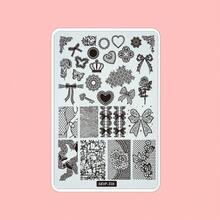 美甲印花板套装，包含蕾丝花瓣、蝴蝶、曼陀罗、植物和抽象图案，适用于美甲、指甲油印花模板和模具。1套时尚美甲印花板，DIY美甲转印模板，美甲工具，圣诞节主题，1片美甲印花板，美甲配件工具，美甲沙龙卡通幽灵、爱心、蜘蛛网、蝙蝠、南瓜、魔术师印花、斑马纹、格子动物纹、几何线条、爱心设计，SKVP风格印花模板。 - 彩色 - 查看 19