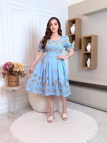 Elegant Viscose Midi Dress With Short Sleeves - Baby Blue - View 2